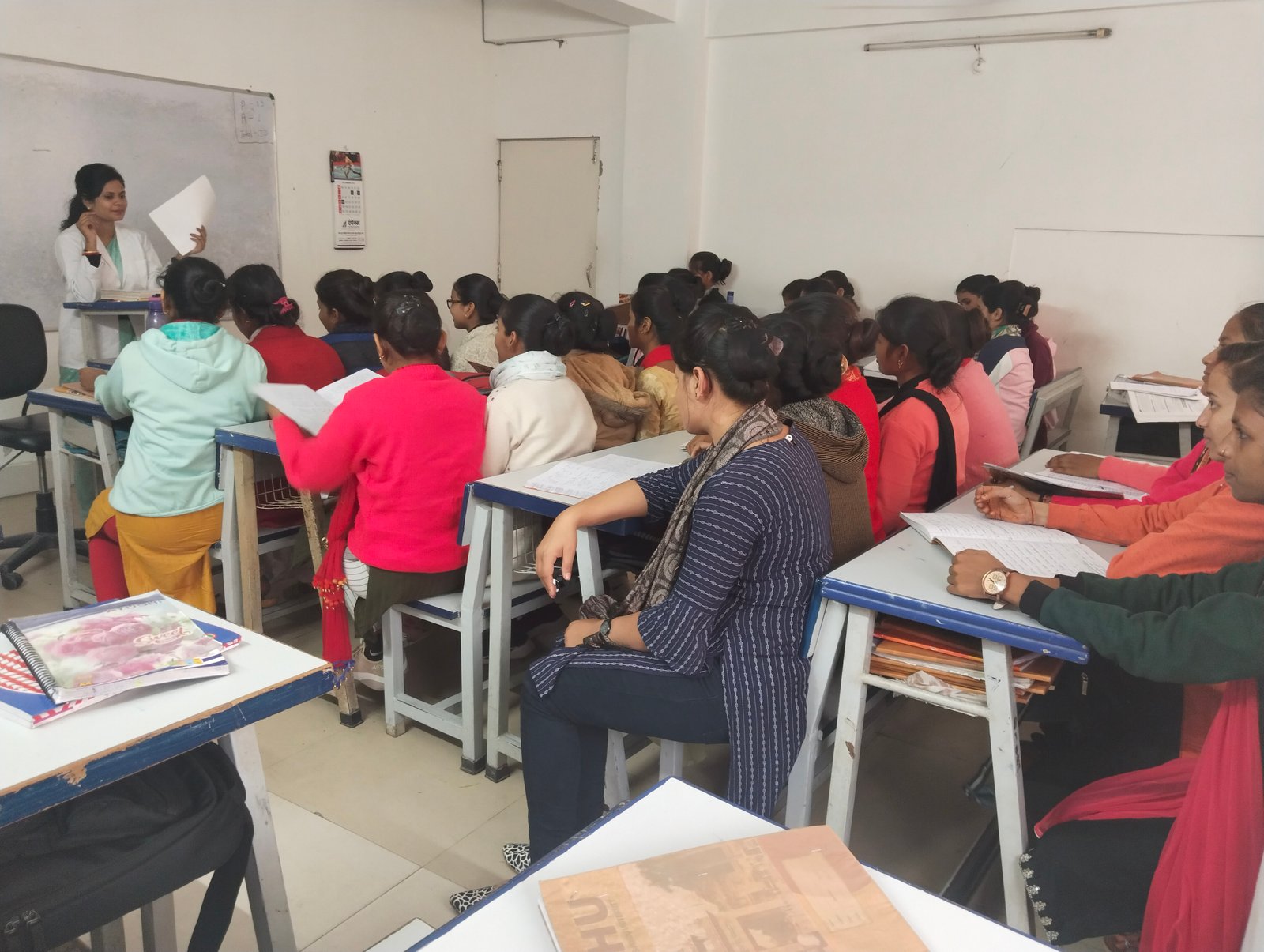 apexcollegeofnursing.com